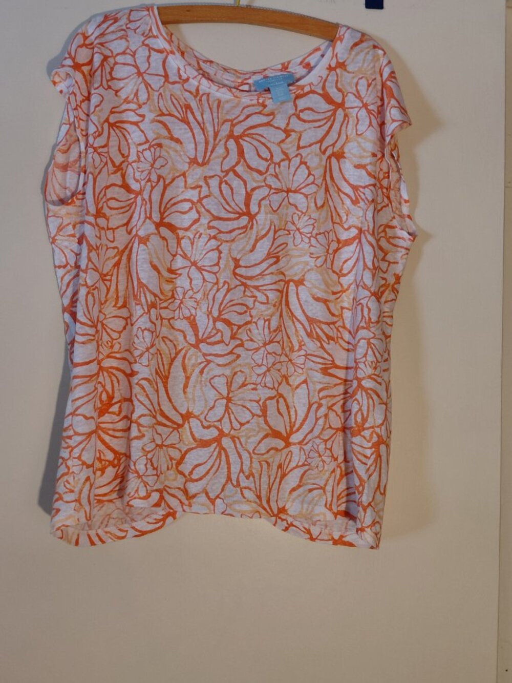 Martha Stewart Collection, 100% Linen Back Button Top size XL